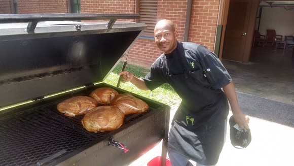 OD learning to smoke turkey breast from Joe at Roslyn